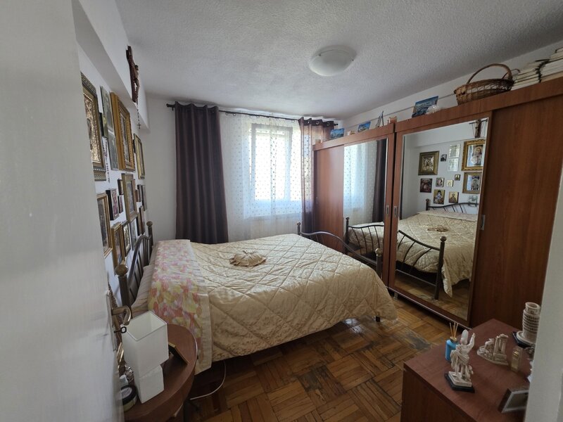 Titan, chiar la metrou Nicolae Grigorescu, 5 minute parc IOR bloc tip H