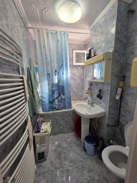 Titan, chiar la metrou Nicolae Grigorescu, 5 minute parc IOR bloc tip H